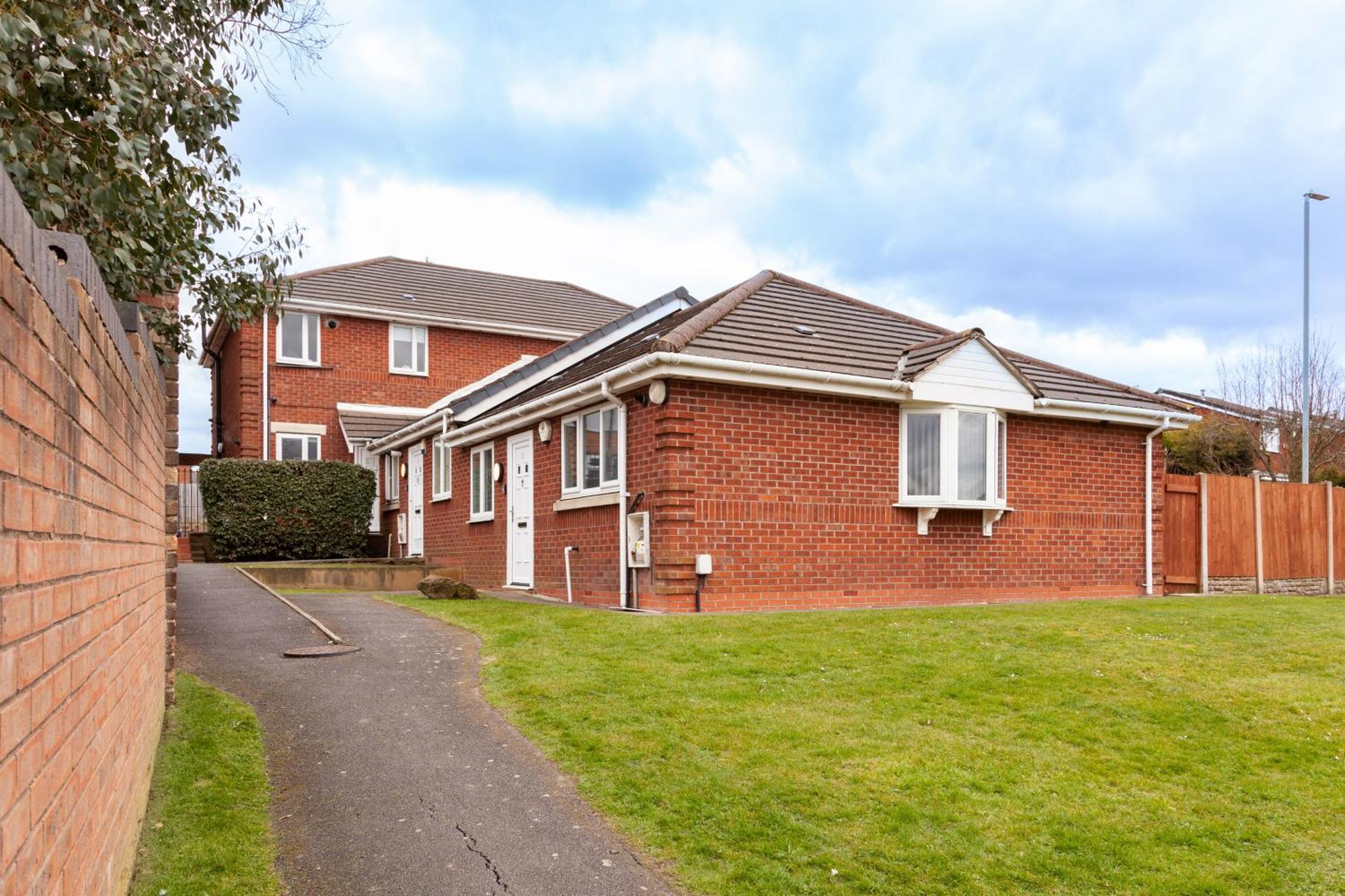 Pinfold Court Apartments Knowsley Kültér fotó